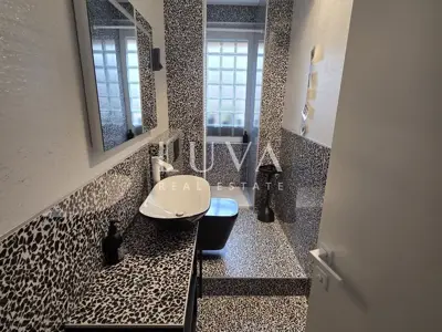 Apartment 67 m², Črnomerec - garage and two balconies - 5