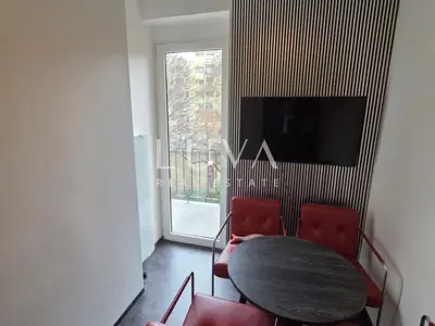Apartment 67 m², Črnomerec - garage and two balconies - 10