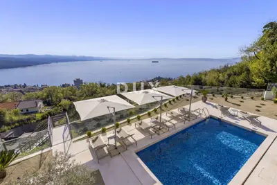 Opatija, center, villa, 350 m², 5 bedrooms - 6