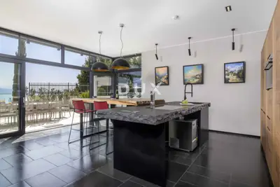 Opatija, center, villa, 350 m², 5 bedrooms - 16