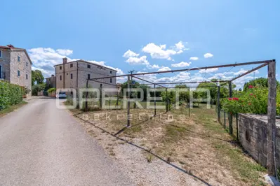 Građevinsko zemljište 1.222 m², Višnjan - mirna lokacija - 3