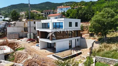 Stan, Lovran-Liganj, 2 etaže i pogled na more