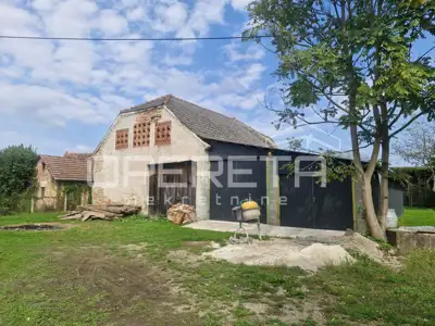 Stambeno-poslovna zgrada 452 m², Kraljevec na Sutli, centar - 12