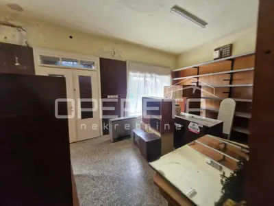 Stambeno-poslovna zgrada 452 m², Kraljevec na Sutli, centar - 7