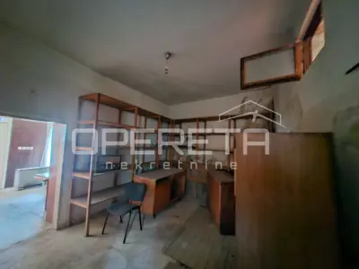 Stambeno-poslovna zgrada 452 m², Kraljevec na Sutli, centar - 8
