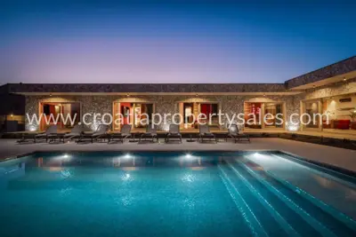 House, Split, 240 m² - 18