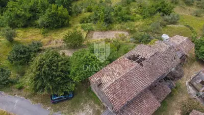 Imanje 550 m², Motovun - kamene ruševine i vrt - 7