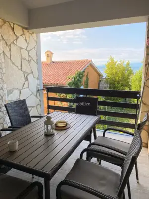 Crveni vrh - renovirana kuća s tri stambene jedinice - 16