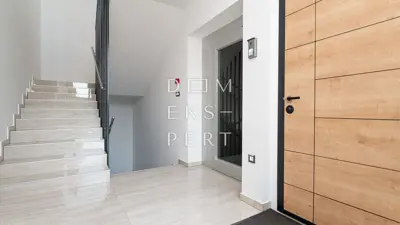 Sveti Ivan Zelina, CENTAR - Poslovni prostor za najam, 2. KAT - 40 m² - 7