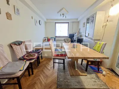 Kuća u Peščenici - Žitnjak, 6 soba, garaža i dvorište