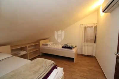 Stan 100 m², Srdoči - pogled na Kvarner i terasa 46 m² - 10