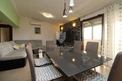 Stan 100 m², Srdoči - pogled na Kvarner i terasa 46 m² - 3