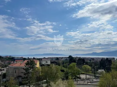 Stan 100 m², Srdoči - pogled na Kvarner i terasa 46 m² - 15