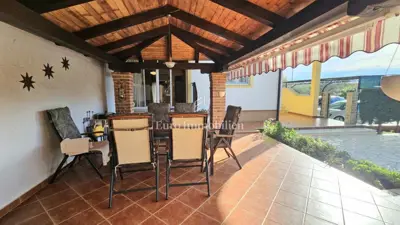 House with landscaped yard in a quiet location - Poreč - 3