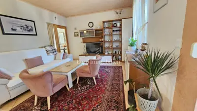 House with landscaped yard in a quiet location - Poreč - 8