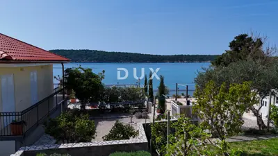 Haus 763 m², Barbat na Rabu - 2. Reihe zum Meer - 2