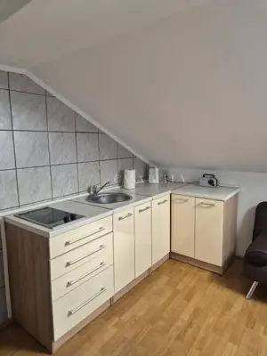Stan 60 m², Senj centar - potkrovlje i 3 sobe - 5