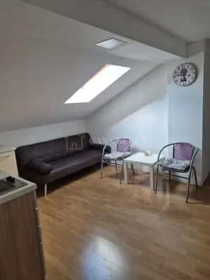 Stan 60 m², Senj centar - potkrovlje i 3 sobe - 6