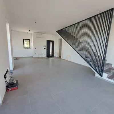 Vila 218 m², Medulin - blizu mora i bazen - 2