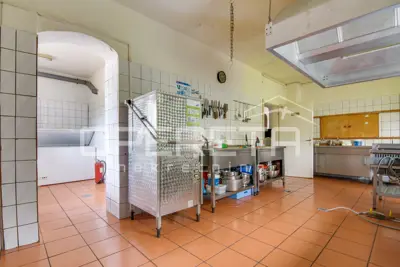 Investitionsmöglichkeit, Cerovac Vukmanićki Wohn- und Geschäftskomplex - 7