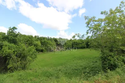 Building plot 10,958 m², Pićan - quiet street - 7