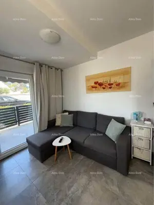 Stan 32 m², Medulin - terasa 16 m² i parkirno mjesto