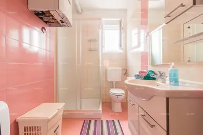 Kuća 318 m², Valdebek, blizu centra Pule - 12