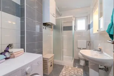 Kuća 318 m², Valdebek, blizu centra Pule - 5