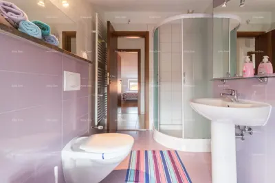 Kuća 318 m², Valdebek, blizu centra Pule - 16