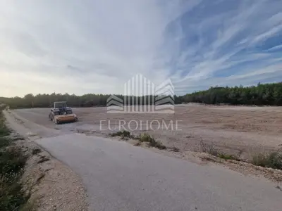Građevinsko zemljište, Vodice - atraktivna lokacija uz zaobilaznicu - 7