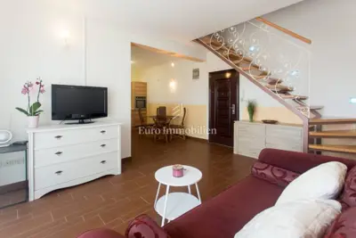 Apartment for sale in Kaštel Štafilić, 80 m²