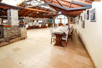 House for sale in Momjan, 650 m² - 14