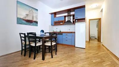 Novalja – Trosobni apartman 80 m² u prizemlju s terasom, 500 m od mora - 3