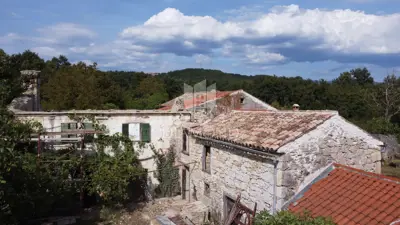Haus 120 m², Buzet - steinernes istrisches Haus