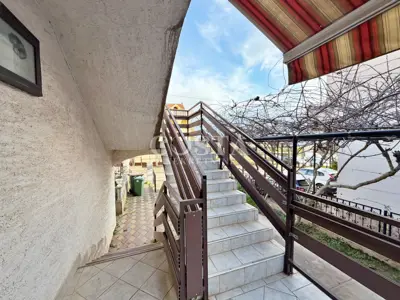 Haus 225 m², Plovanija - eingezäunter Hof und Garten - 13