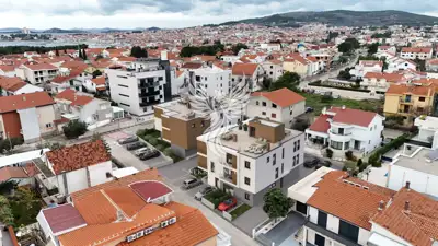 Vodice, novogradnja odličan 2s + db stan - 8