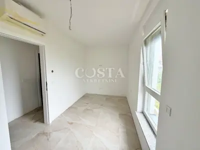 Stan 99,91 m², Bibinje - 3 sobe, terasa i parkirno mjesto - 12