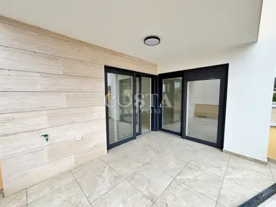 Stan 99,91 m², Bibinje - 3 sobe, terasa i parkirno mjesto - 6