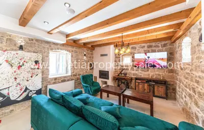 Haus, Kaštela, 196 m², 850 000 € - 5