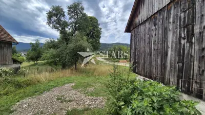 Kuća 160 m², Vrbovsko - velika građevinska okućnica - 12