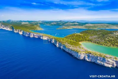Geschäftsgebäude 898 m², Sali - direkt am Meer in Telašćica - 3