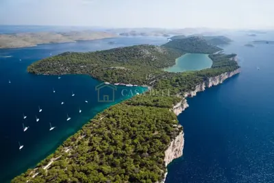 Geschäftsgebäude 898 m², Sali - direkt am Meer in Telašćica