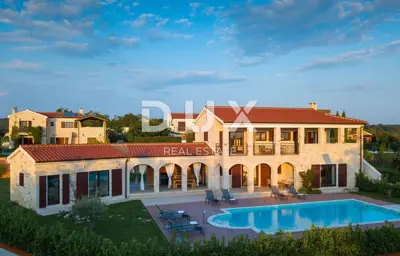 Haus 250 m², Sveti Lovreč - Pool und Panoramablick