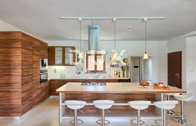 Haus 250 m², Sveti Lovreč - Pool und Panoramablick - 21