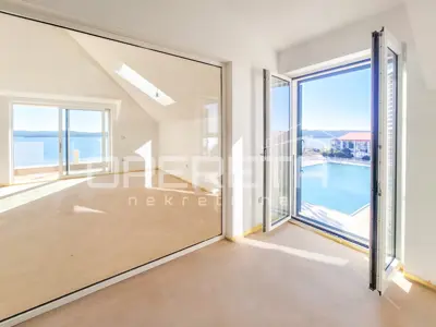 Apartment 138 m², Crnica, Šibenik - view of the old town - 6