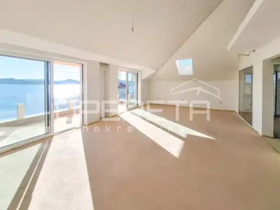 Apartment 138 m², Crnica, Šibenik - view of the old town - 5