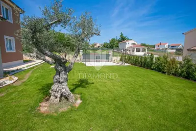 Haus in Poreč, Pool, Garten und Meeresnähe - 15