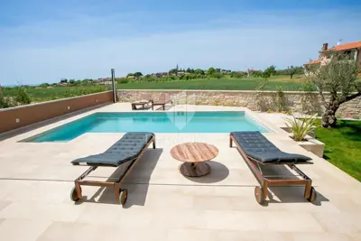 Haus in Poreč, Pool, Garten und Meeresnähe - 12