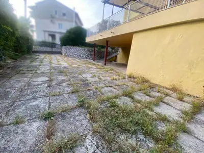 Haus zum Kauf in Crikvenica, 80 m² - 21