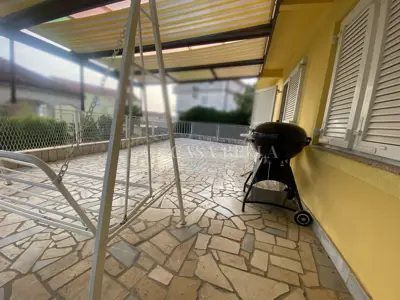 Haus zum Kauf in Crikvenica, 80 m² - 18